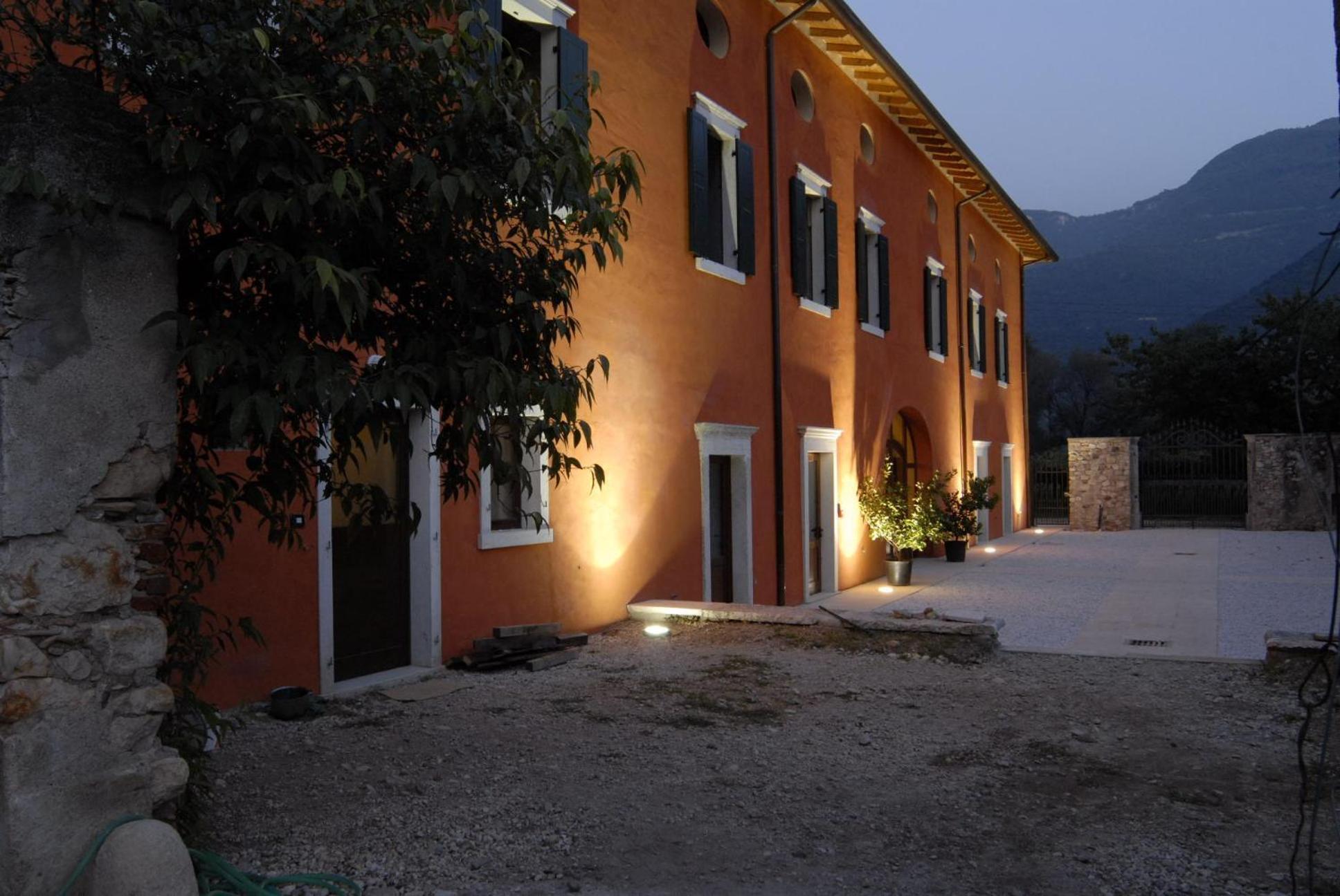 Agriturismo Al Palazzo Rivalta di Brentino المظهر الخارجي الصورة